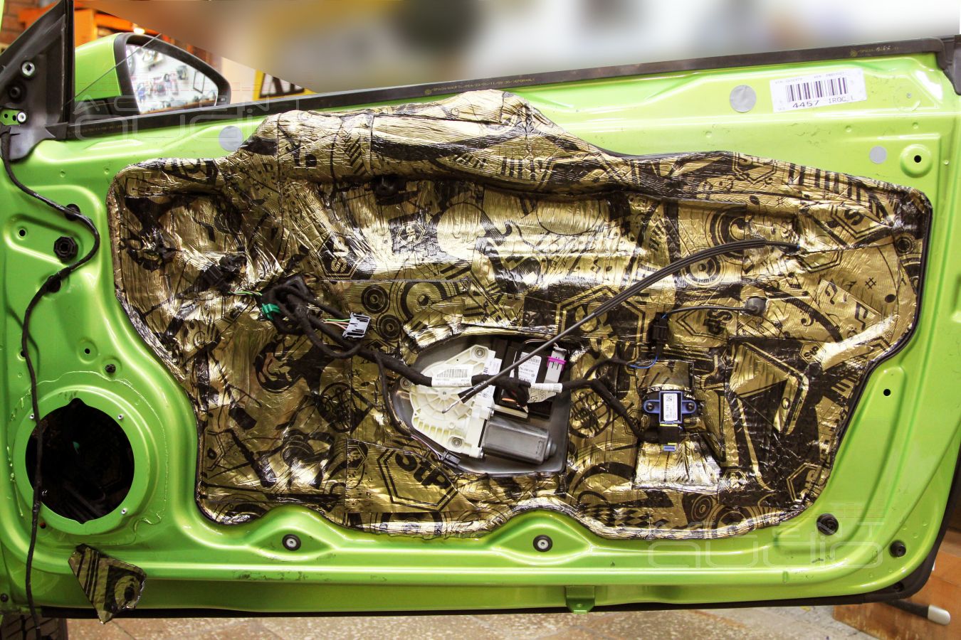 Шумоизоляция и аудиоподготовка передних дверей