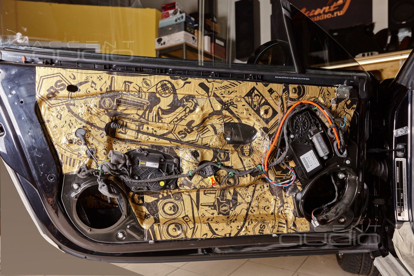 Аудиоподготовка Bentley Continental GT и некоторые технические нюансы