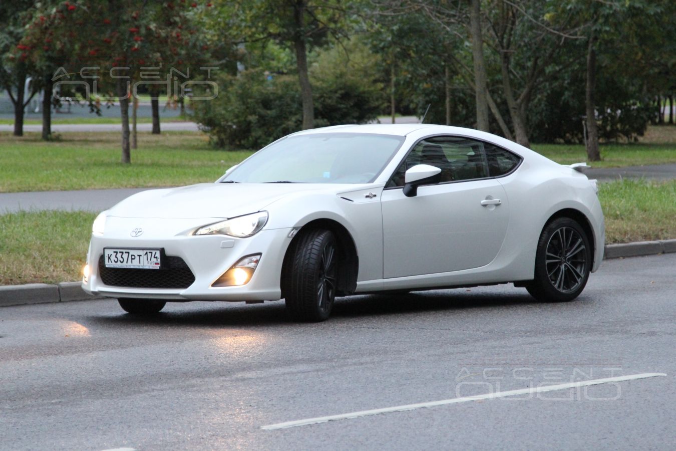 Pioneer AVIC-F77DAB в Toyota GT86 – что это ???