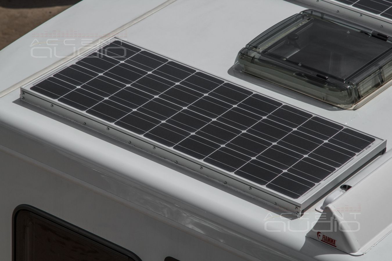 Мощь зеленой энергетики в автодоме Hymer на базе Mercedes Sprinter