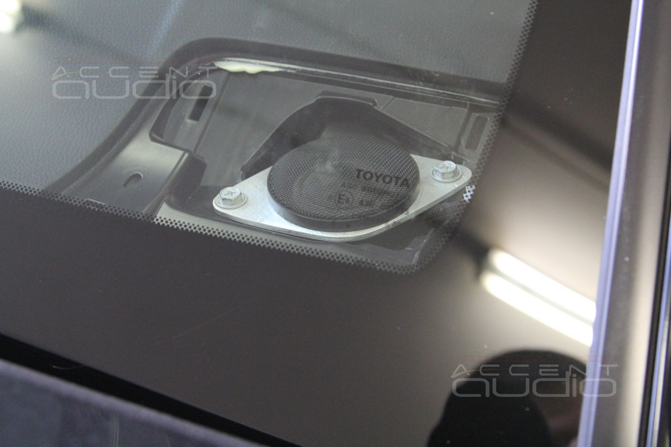 Установка купольных СЧ излучателей в штатные места