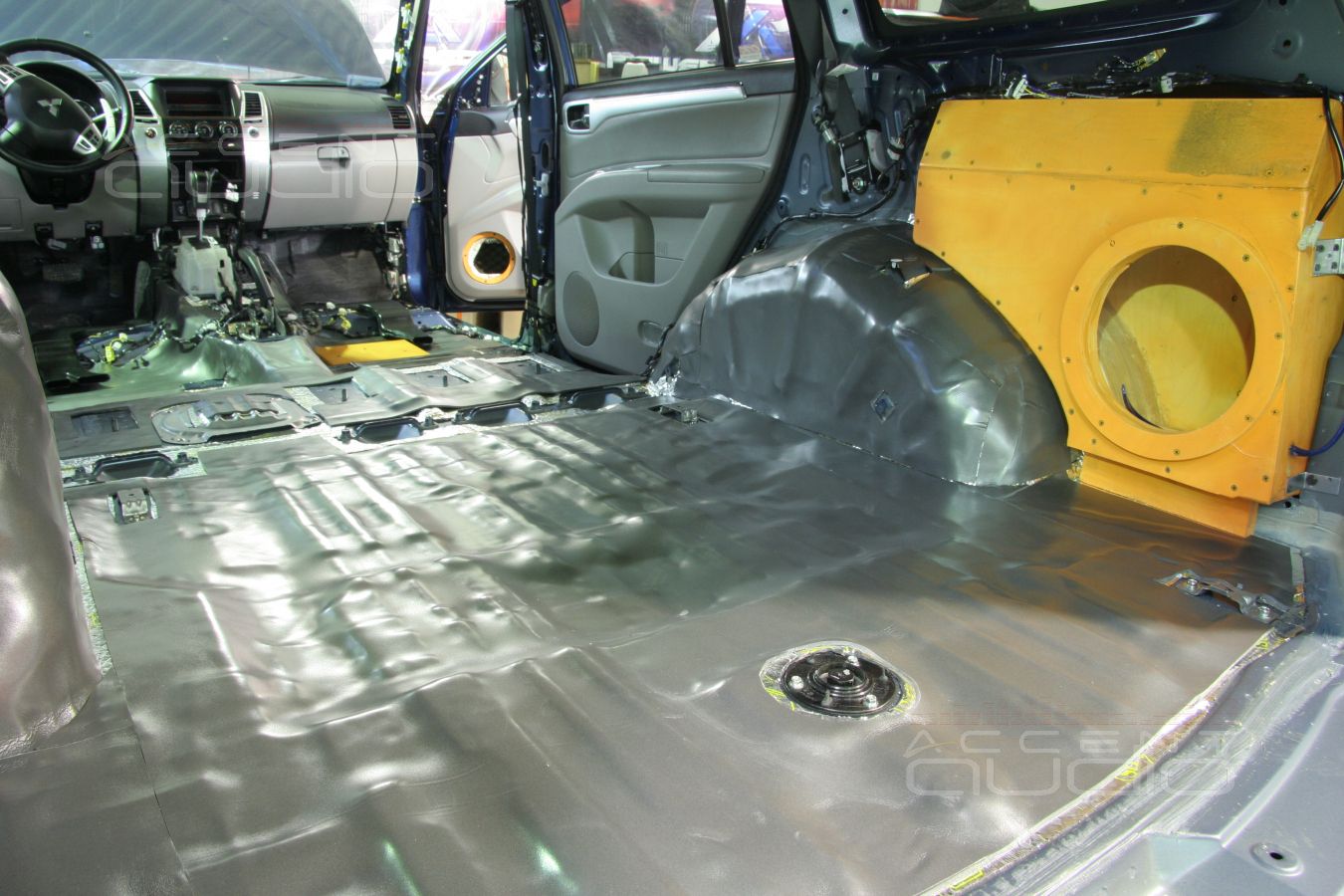 Hi-End для Mitsubishi Pajero Sport. Наше решение для настоящего звука в рамном внедорожнике Mitsubishi