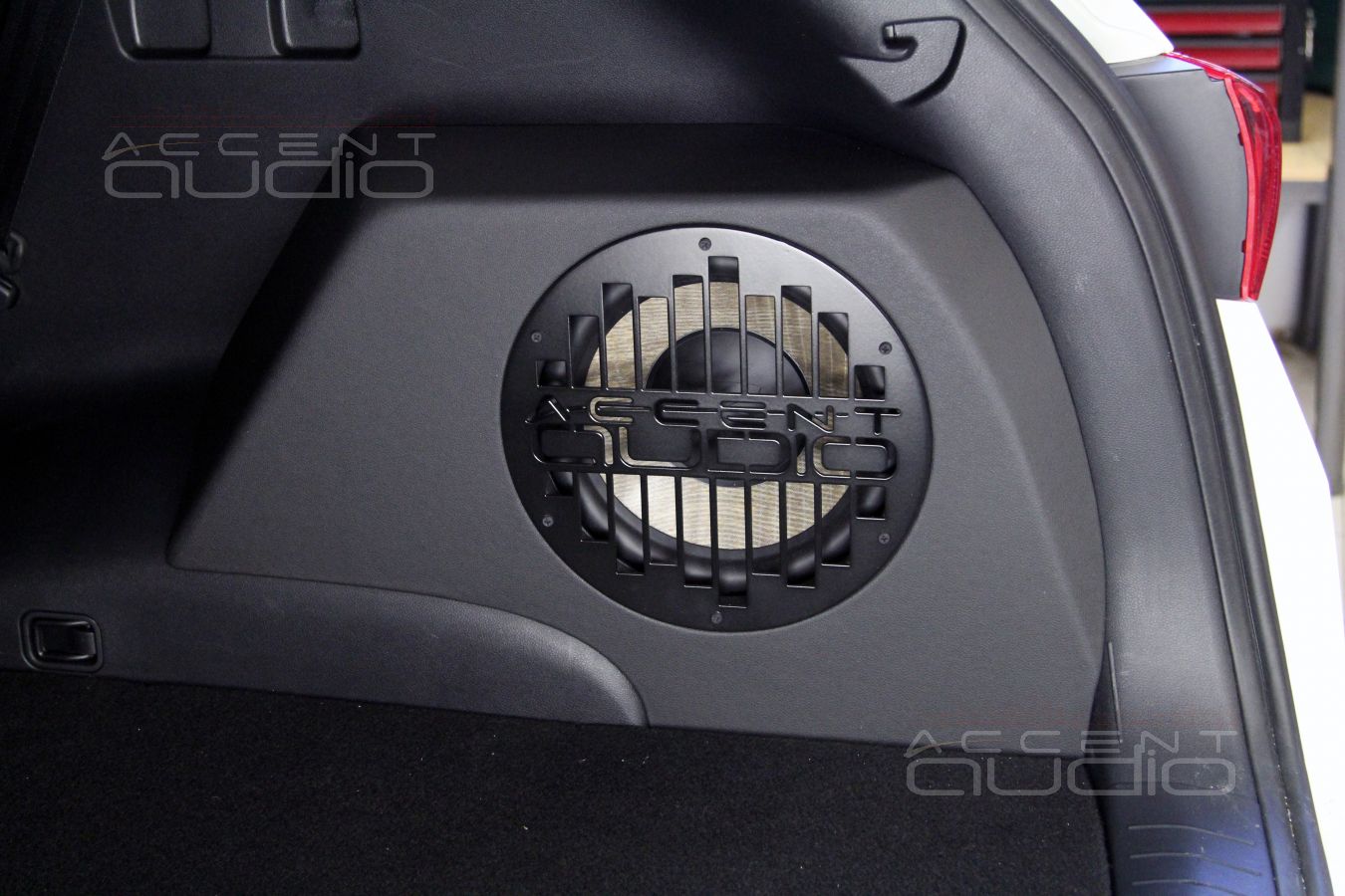 Сабвуфер в новом Kia Sportage.