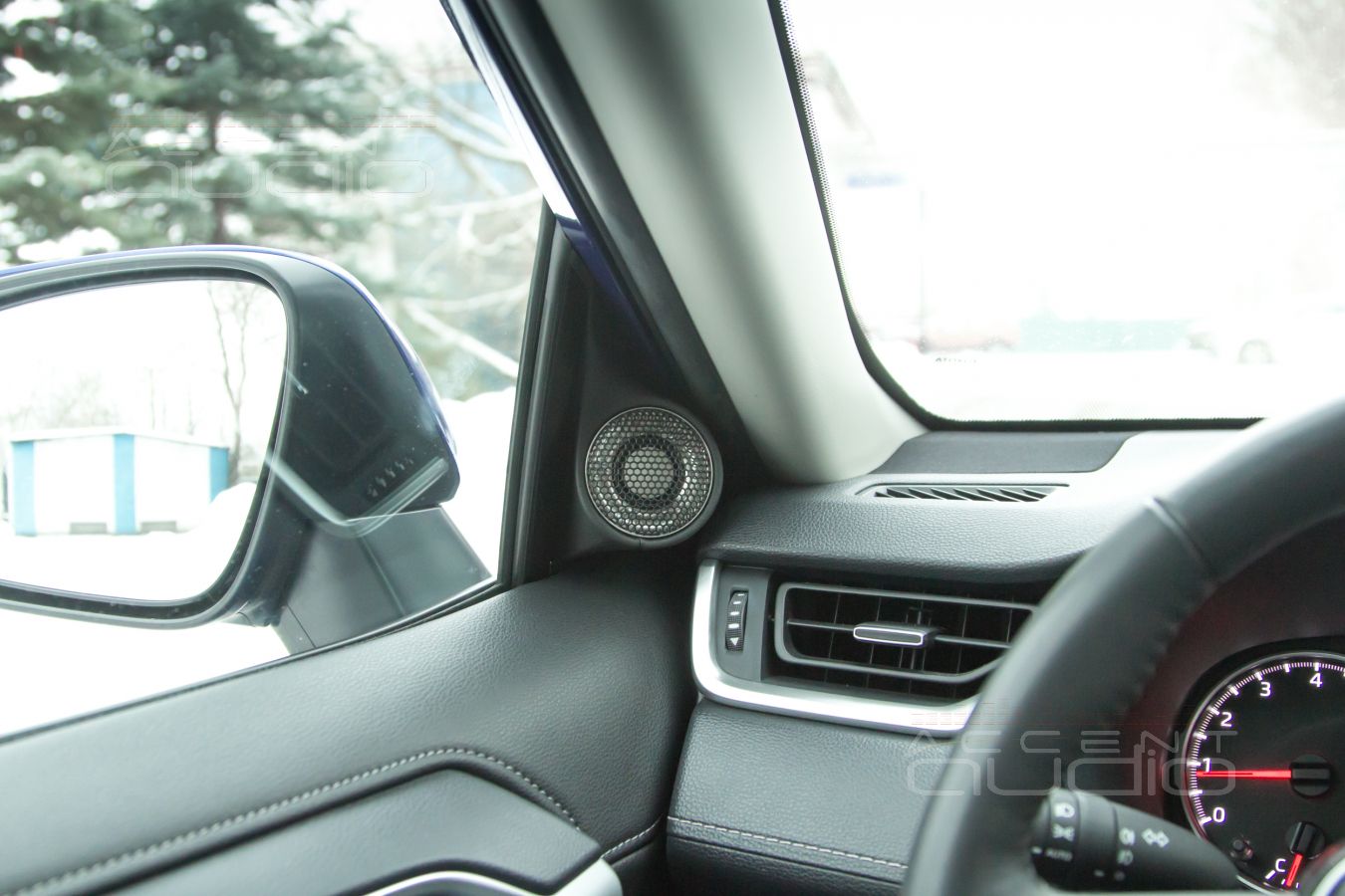 Монтаж среднечастотных Brax ML3 штатно, но правильно в Toyota RAV4