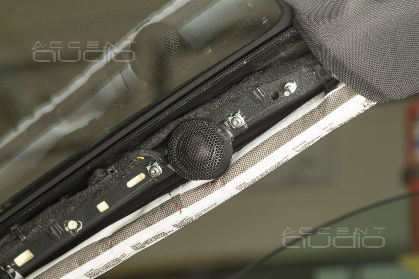 Шикарные, дешевые, немецкие твитеры SOAudio SO29NEO в штатных местах Audi A7