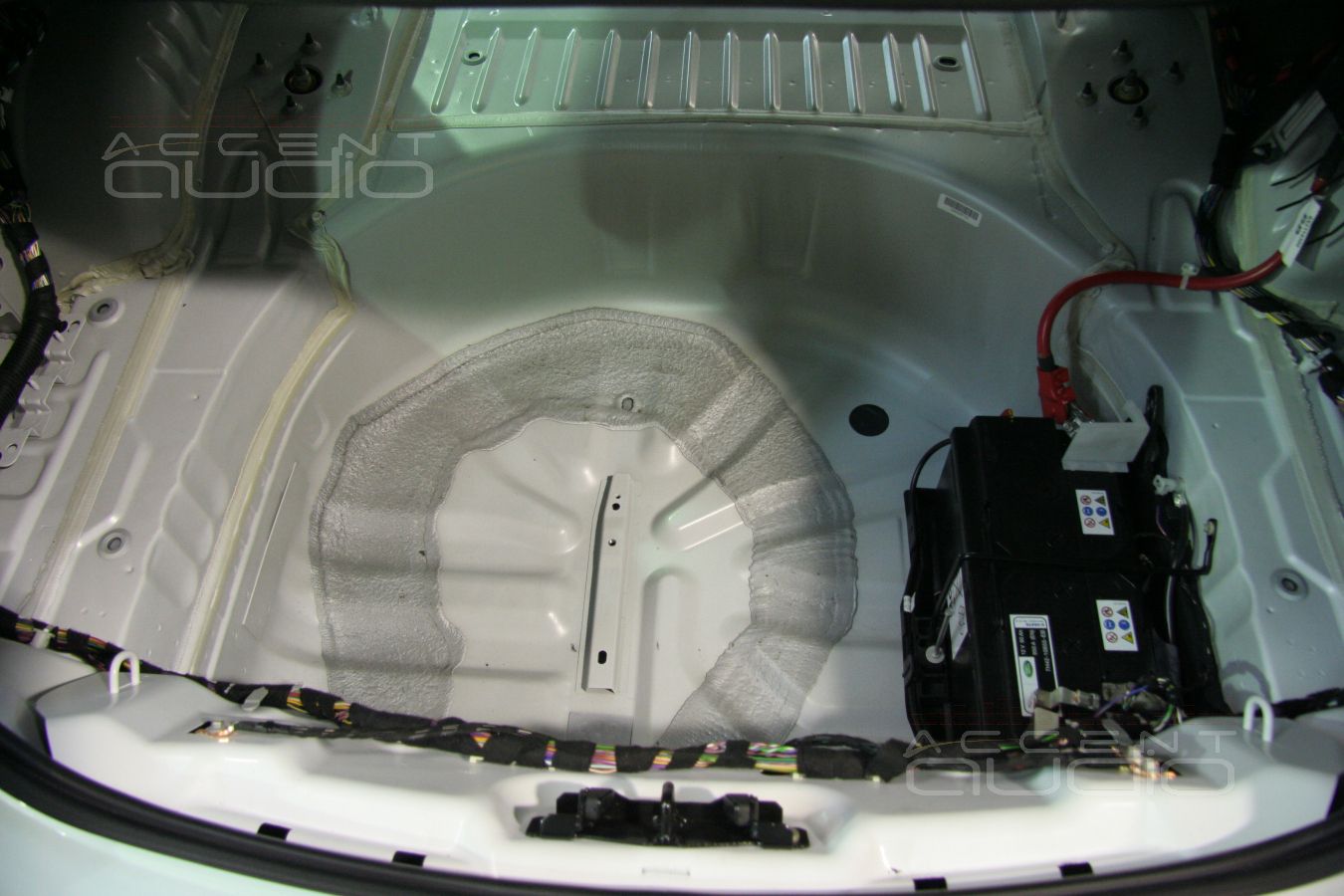 Виброизоляция кузова Jaguar XF