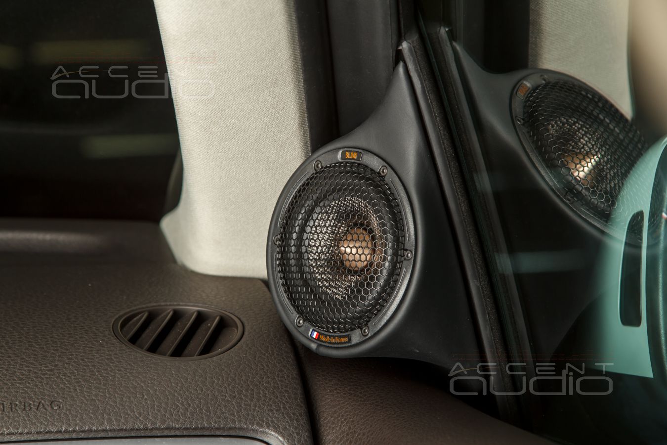 Update 2023: а что, если очень хочется трехполоску ?