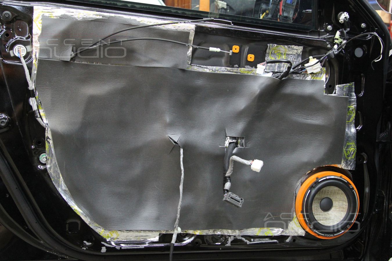 Установка акустики Focal FX в Honda Accord 9