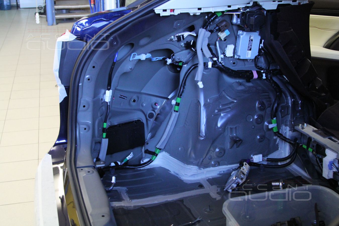 Как это устроено штатно в Lexus RX350