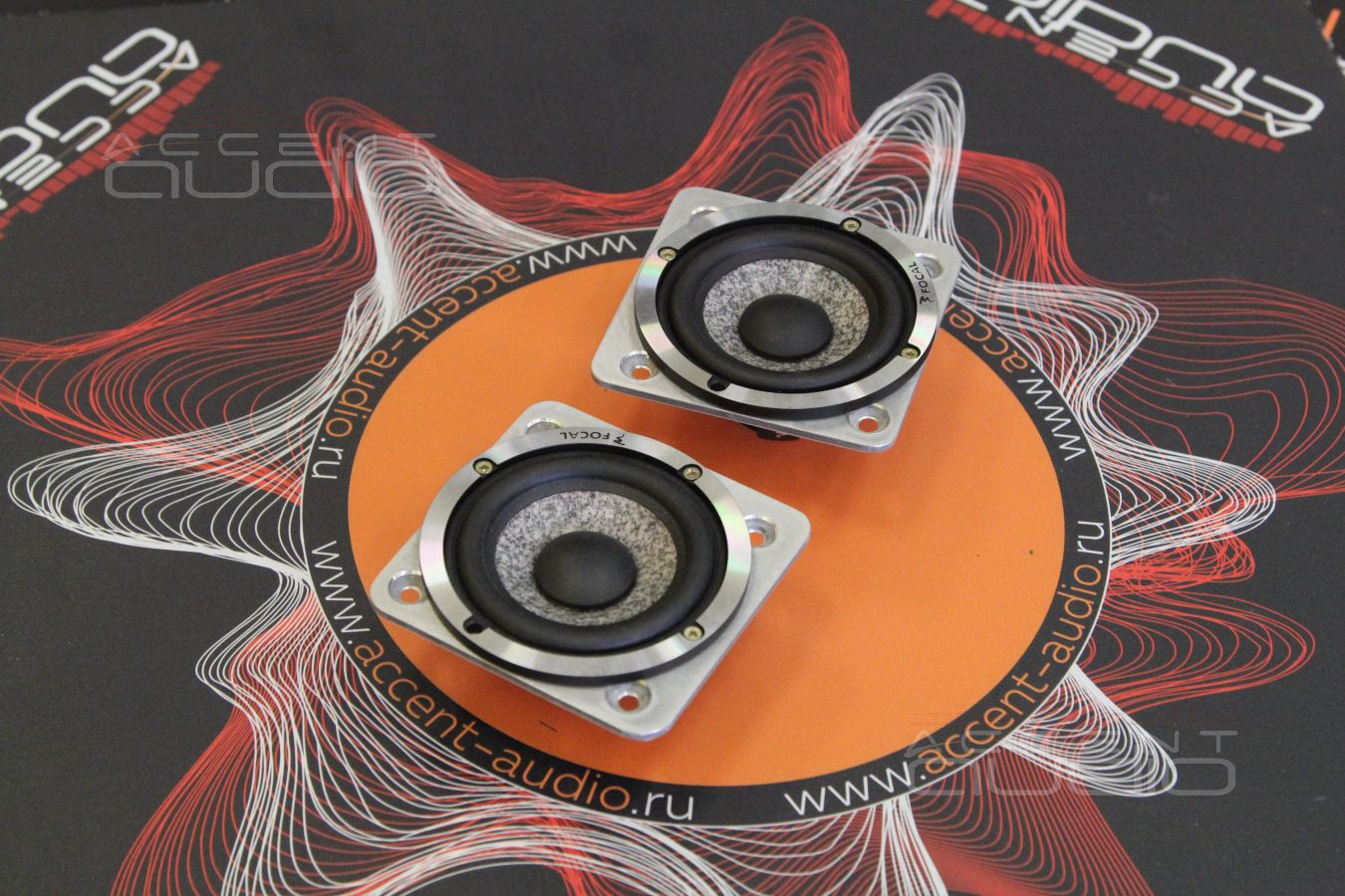 Установка среднечастотных динамиков Focal Utopia Be Midrange 3W2 в Infiniti Q50