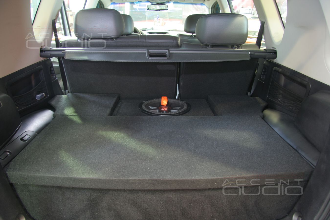 Сабвуфер-трансформер для SsangYong Rexton