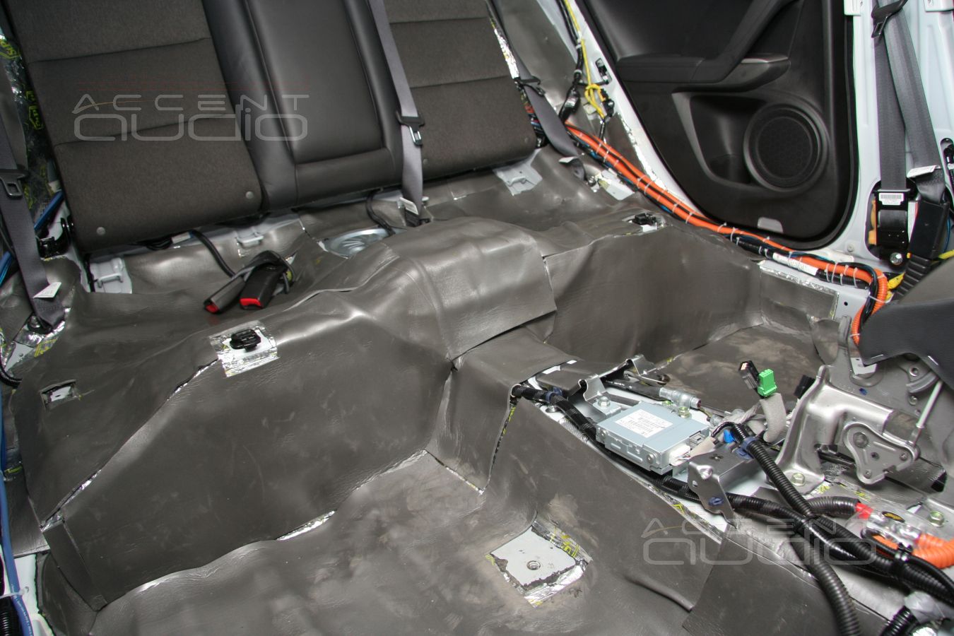 Укладка аккустики