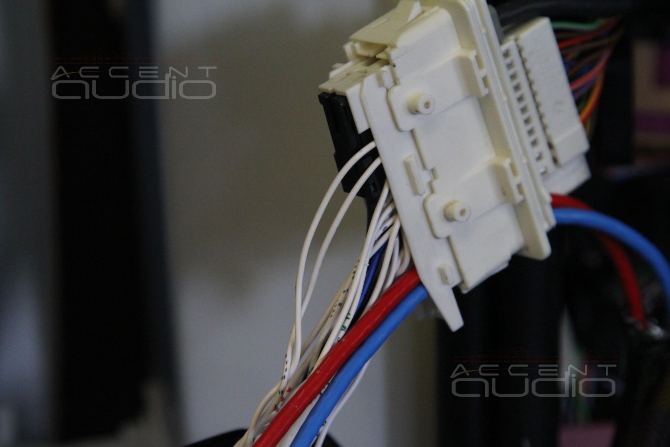 А как это все играет ?