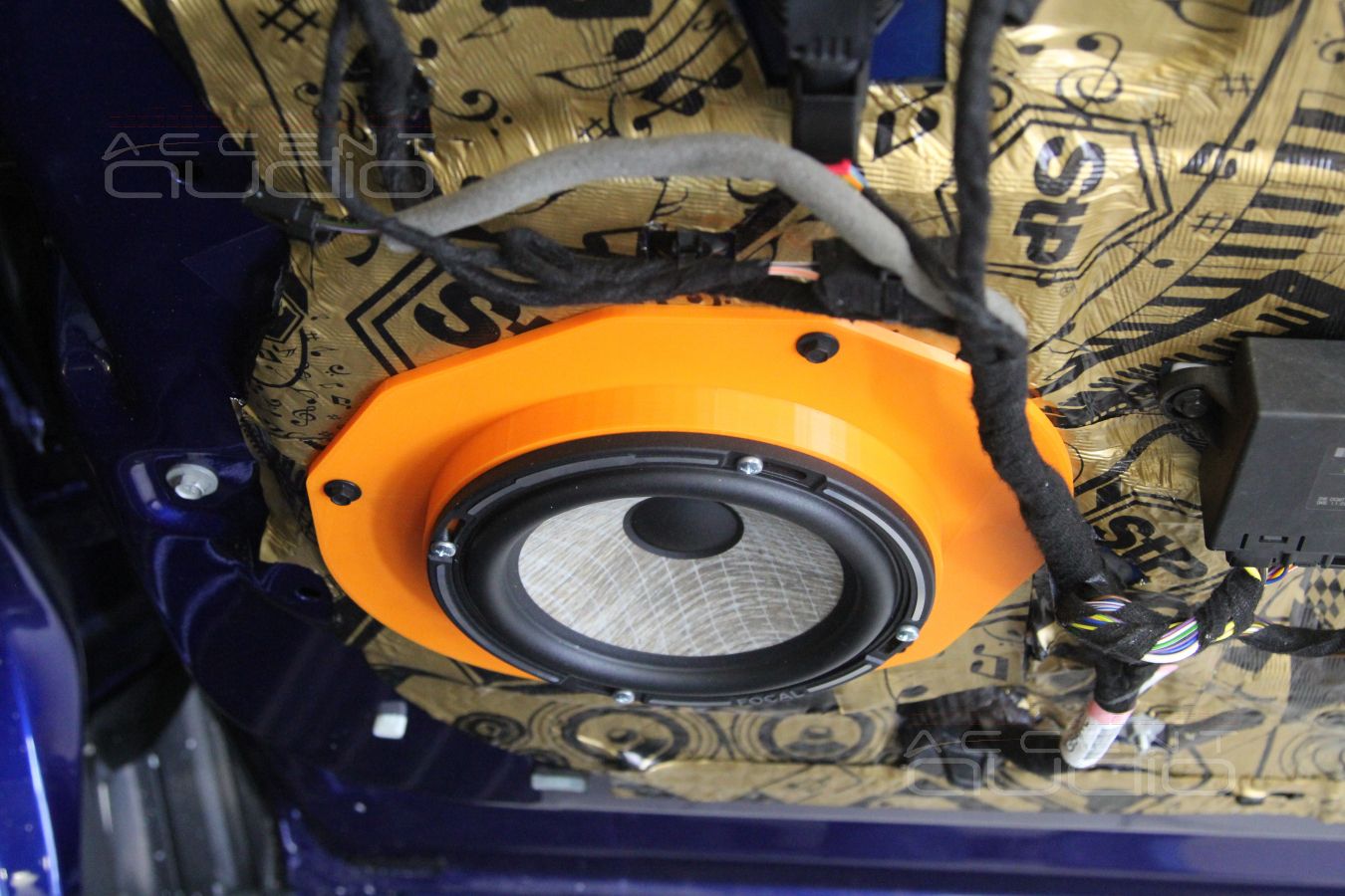 Аудиоподготовка дверей Ford Explorer и установка акустики Focal