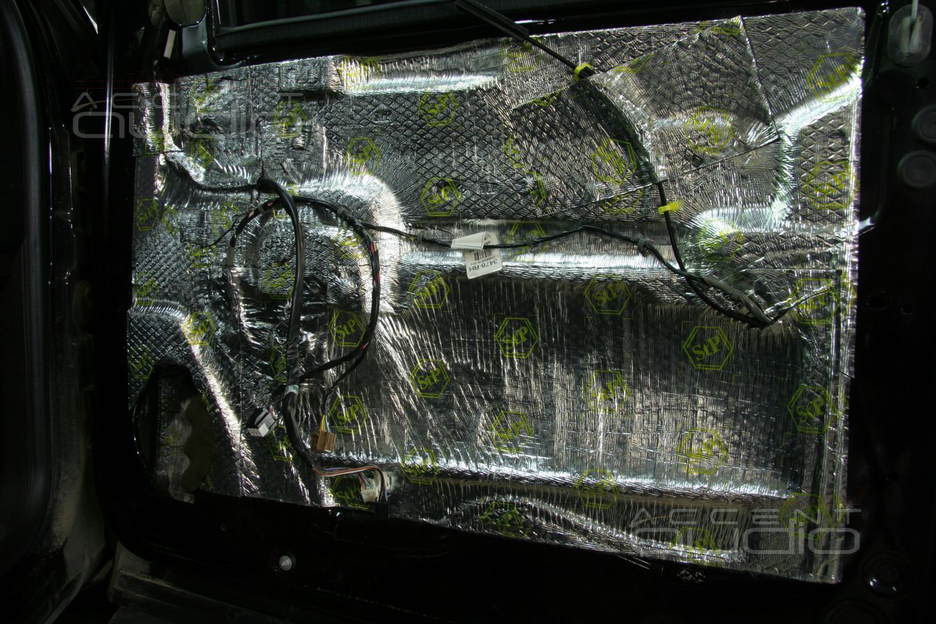 Шумоизоляция и аудиоподготовка Chevrolet Tahoe