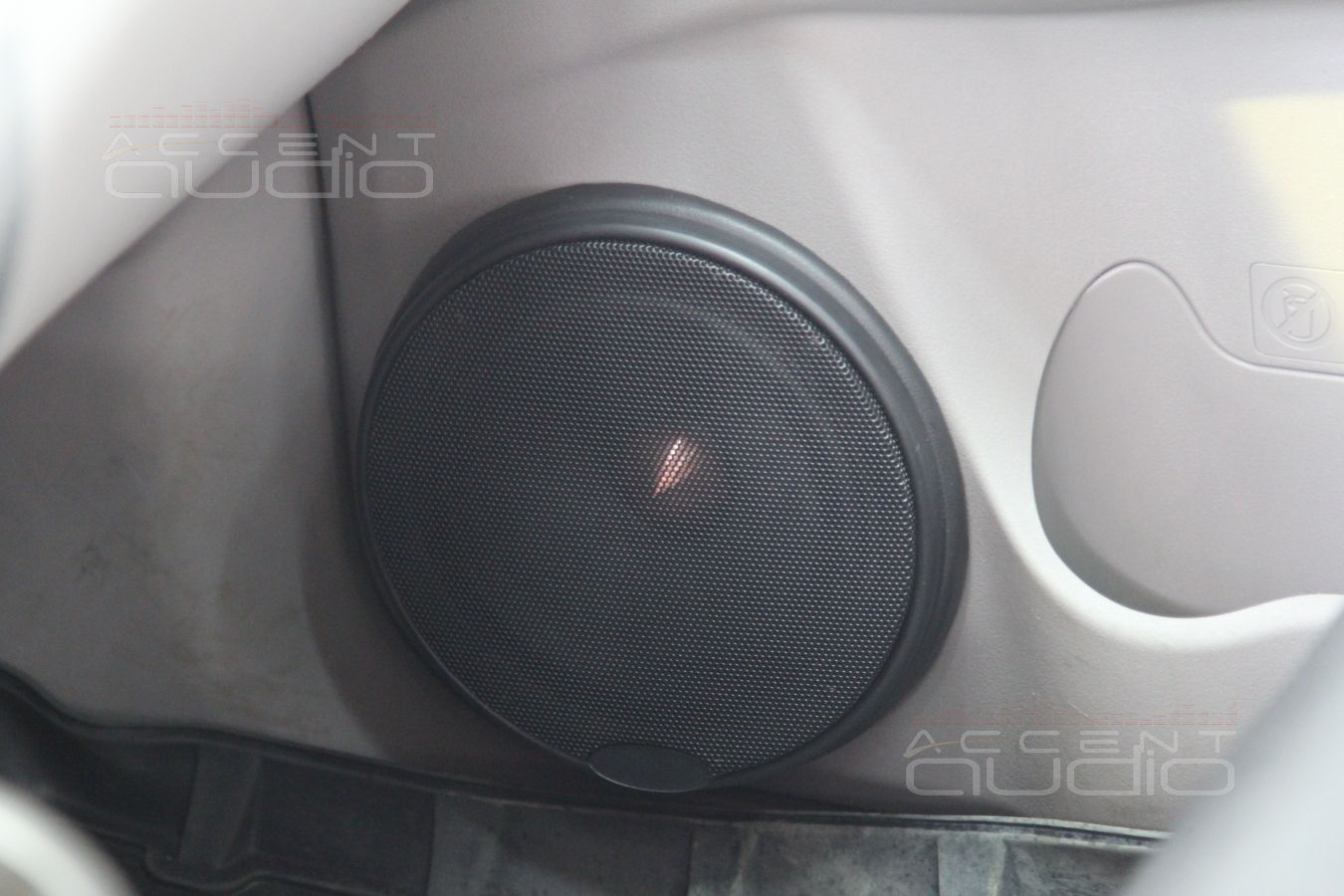 Акустика MDLab SP-A17.2С в Mitsubishi Pajero Sport 2013