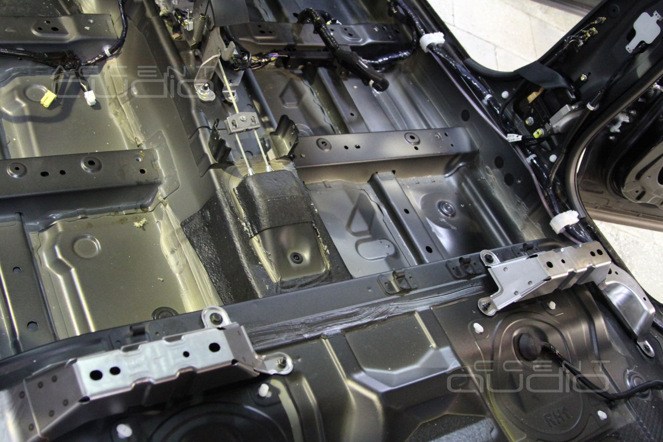 Полная шумоизоляция Nissan X-Trail