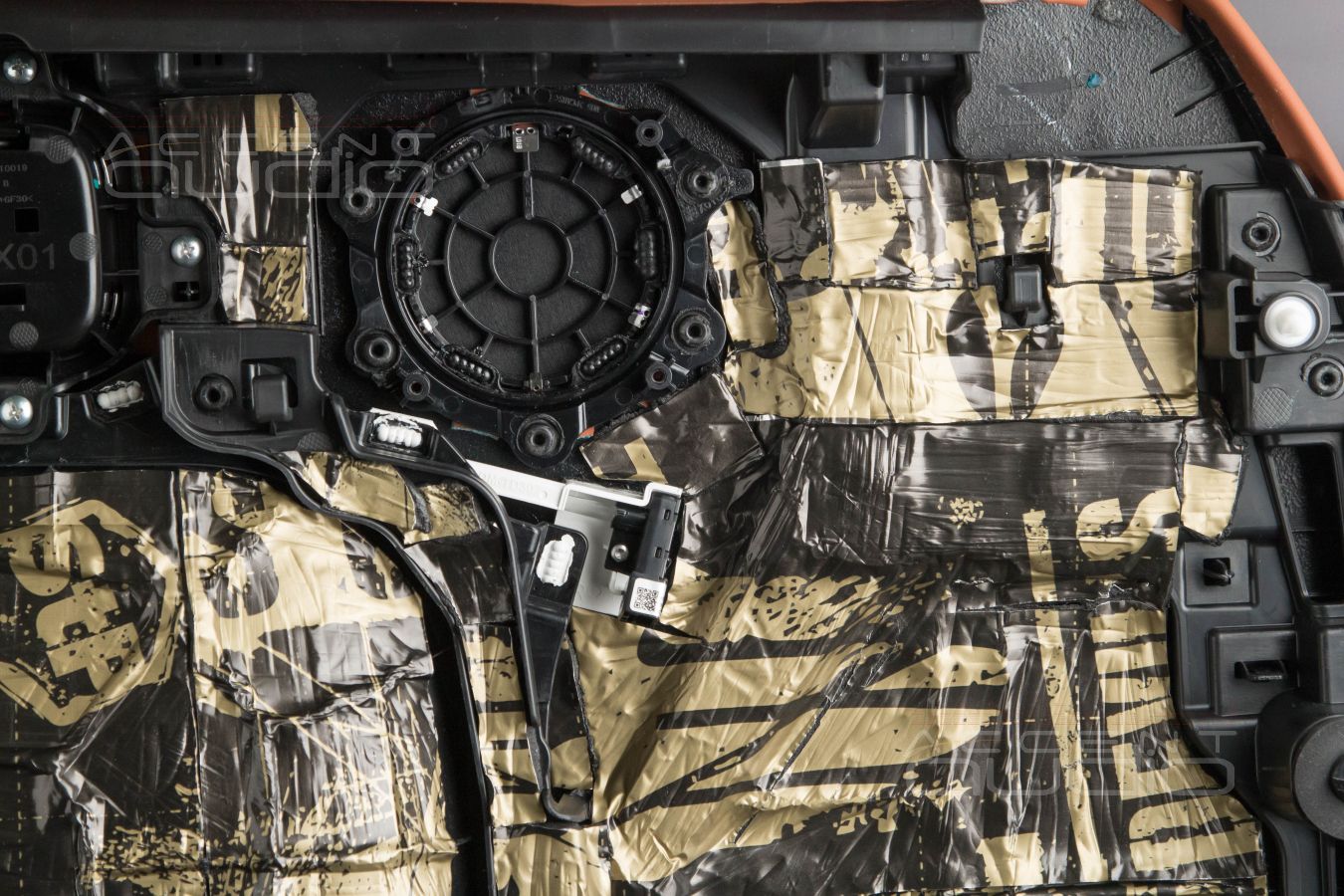 Среднечастотные динамики Brax ML3 в Lixiang Li7 в объемах