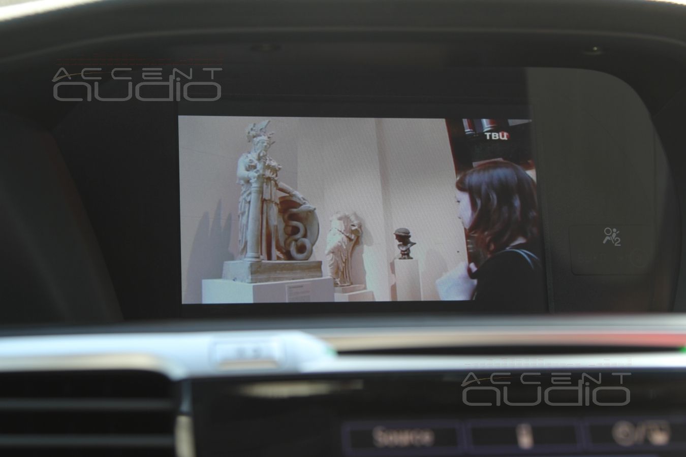 Honda Accord 9: цифровое ТВ, видеоплеер, процессорная аудиосистема - все на штатной магнитоле