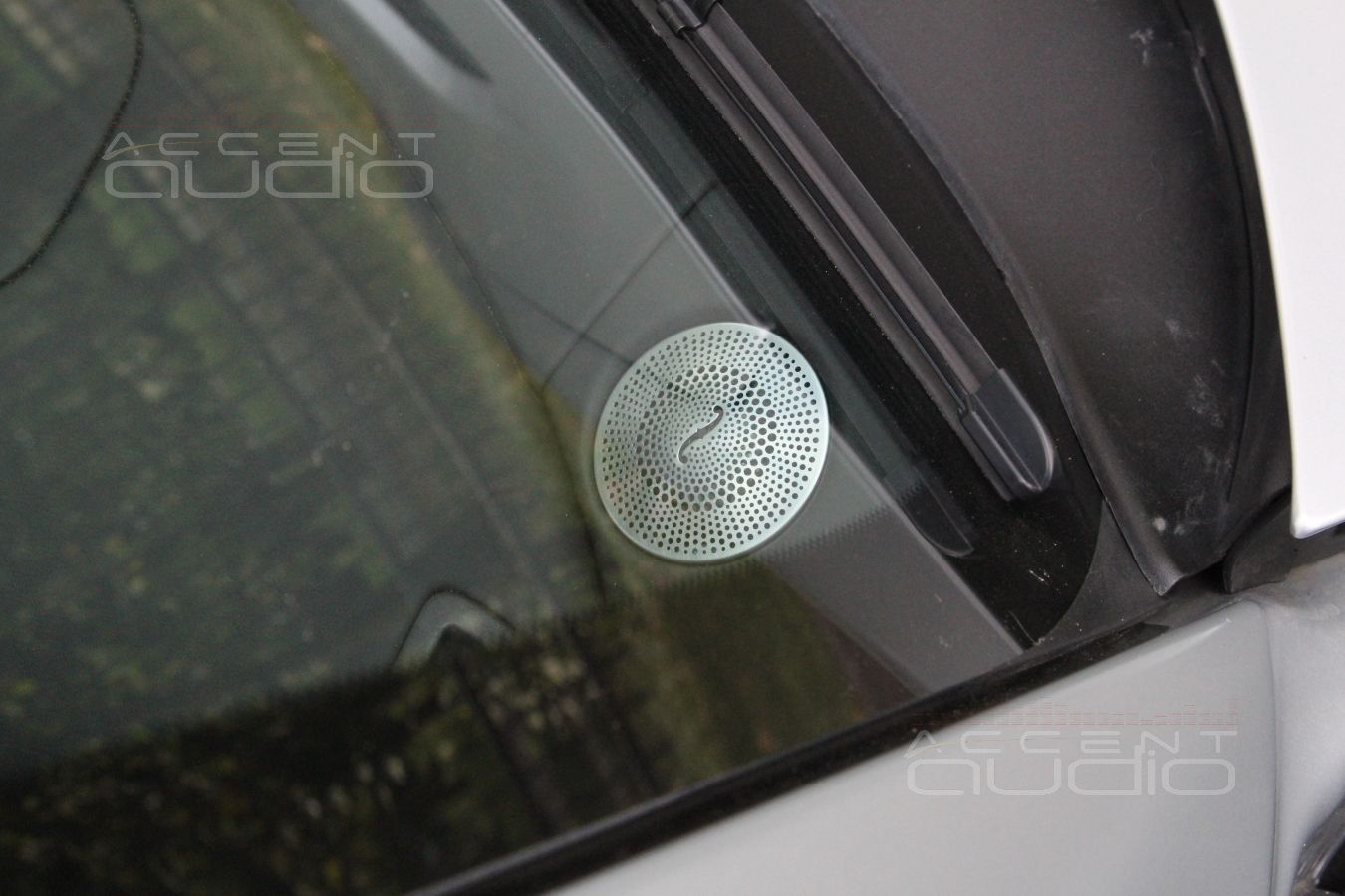 Установка новых твитеров Eton в штатные места Mercedes-Benz GT