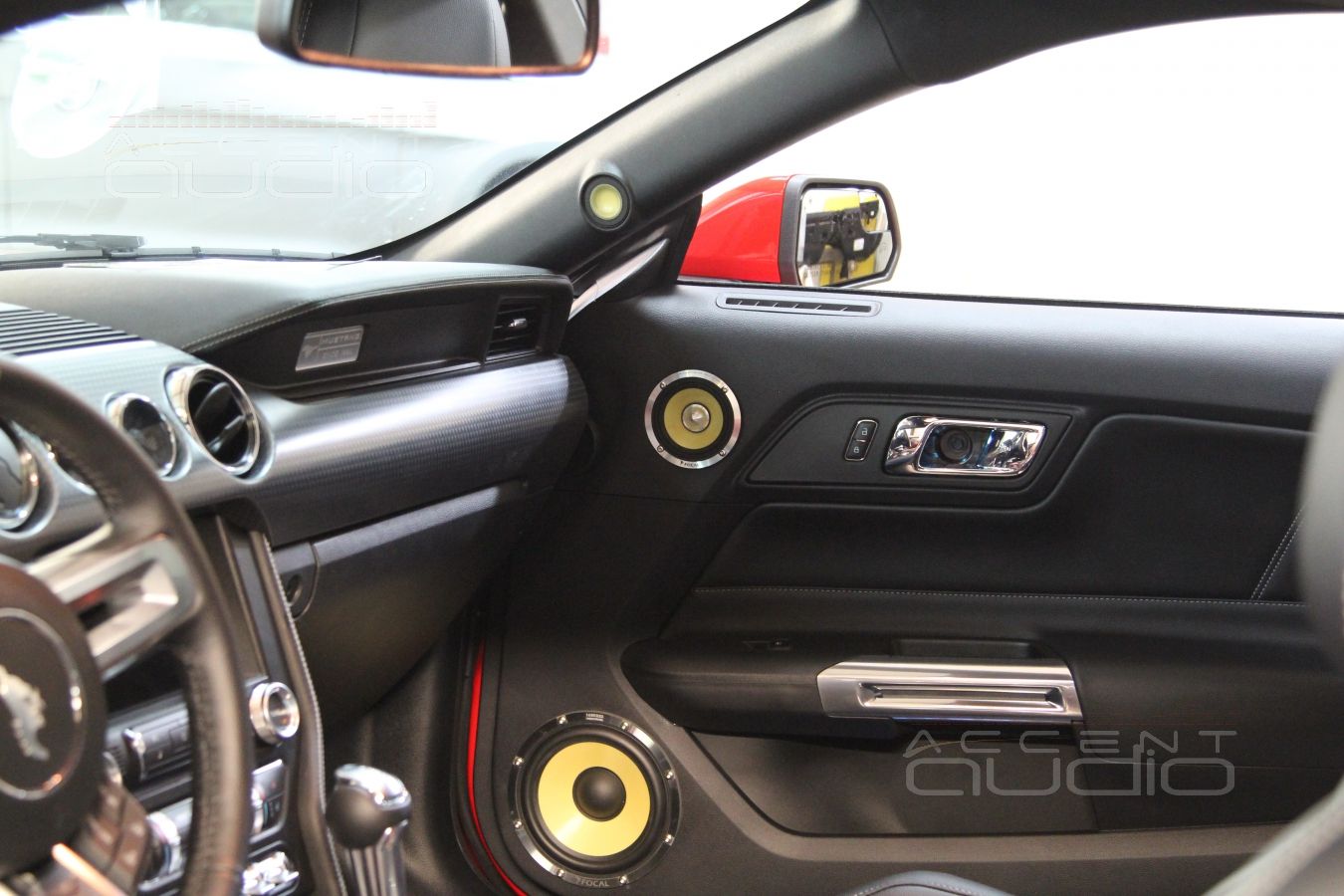 Установка новой акустики в Ford Mustang 2016