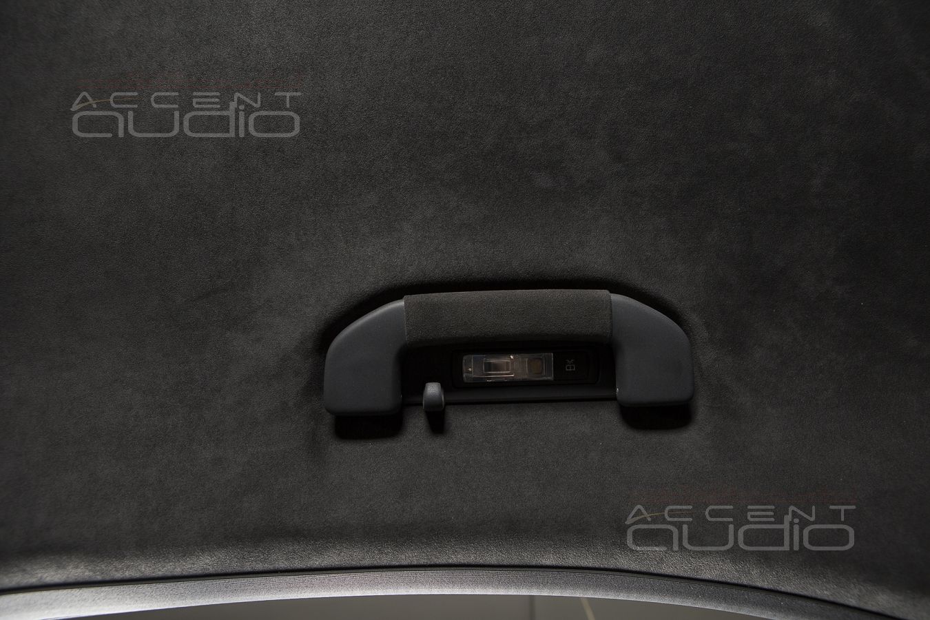 Перетяжка потолка Mercedes-Benz C-Class W205 в алькантару