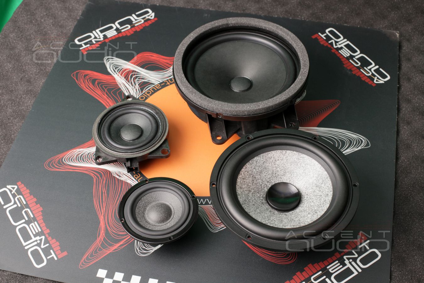 Аудиосистема в Volvo XC60 – НЕ Bowers & Wilkins, а для звучания