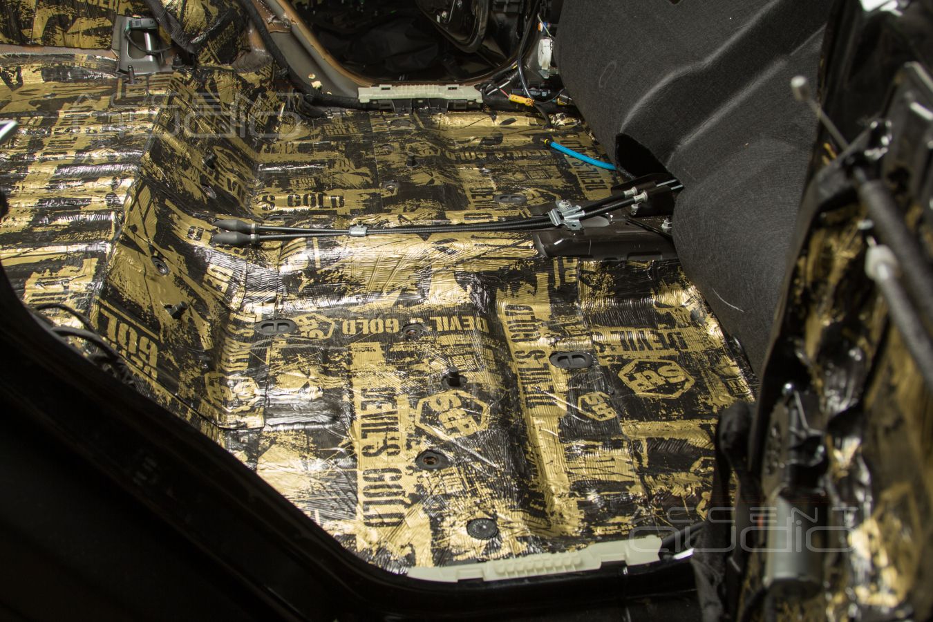 Новое звучание нового Jeep Wrangler Rubicon