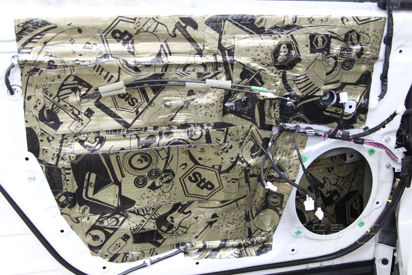 Акустика Morel Elate Titanium 603 в Toyota Highlander