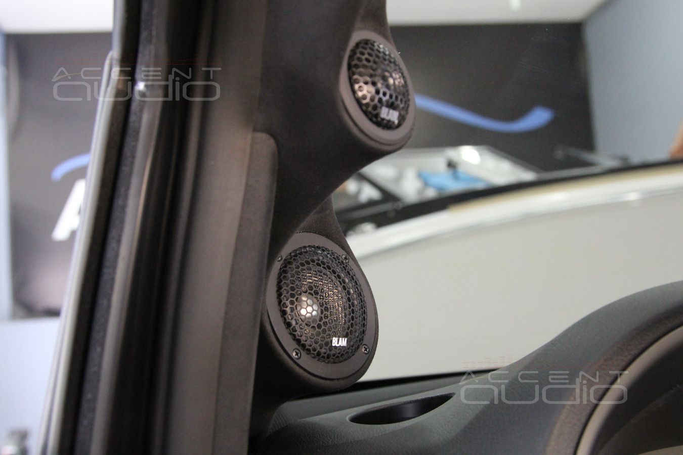 Состав аудиосистемы и установка акустики Blam