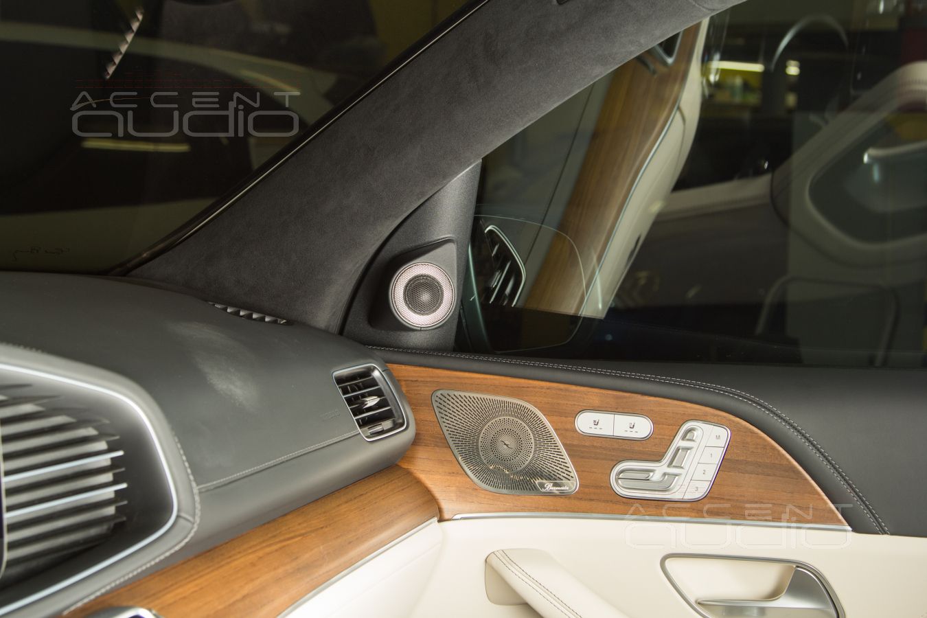 Решение: высокочастотный диапазон на Brax ML1 роскошный внутри и снаружи