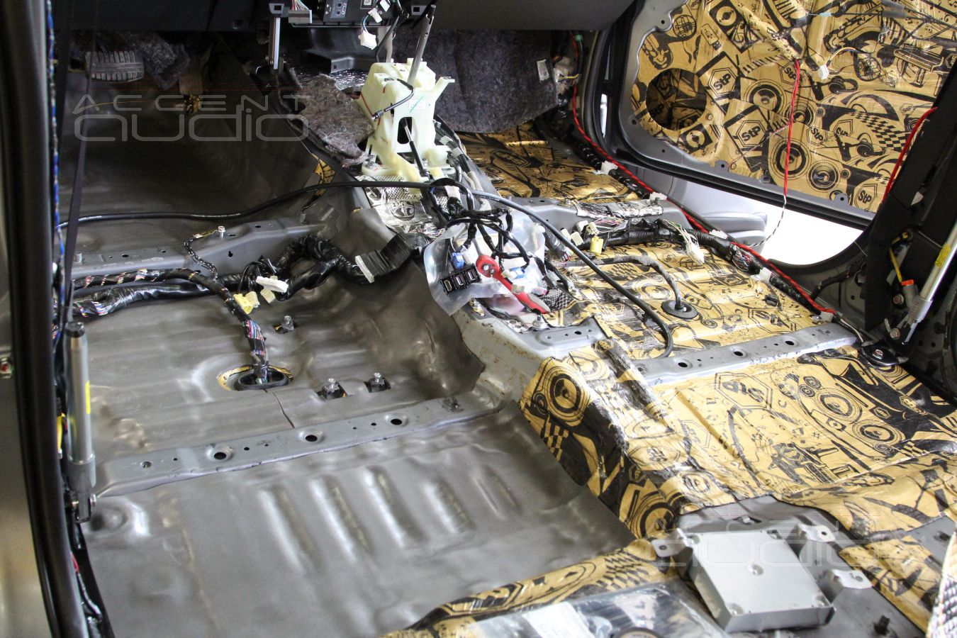 Про тепло-шумоизолирующий слой STP Сплен 300.