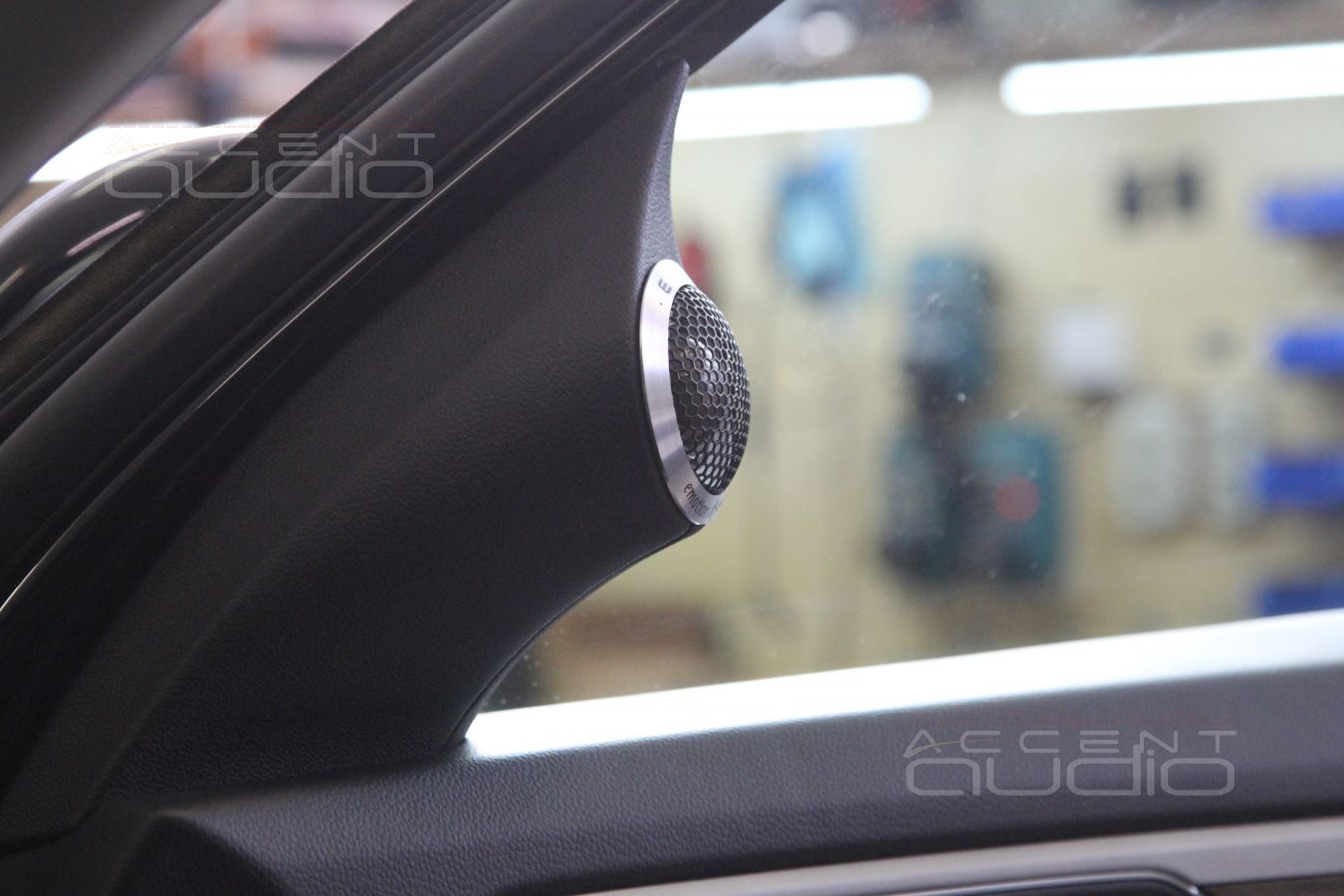 Новая акустика для Teramont: подиумы под твитеры E.O.S