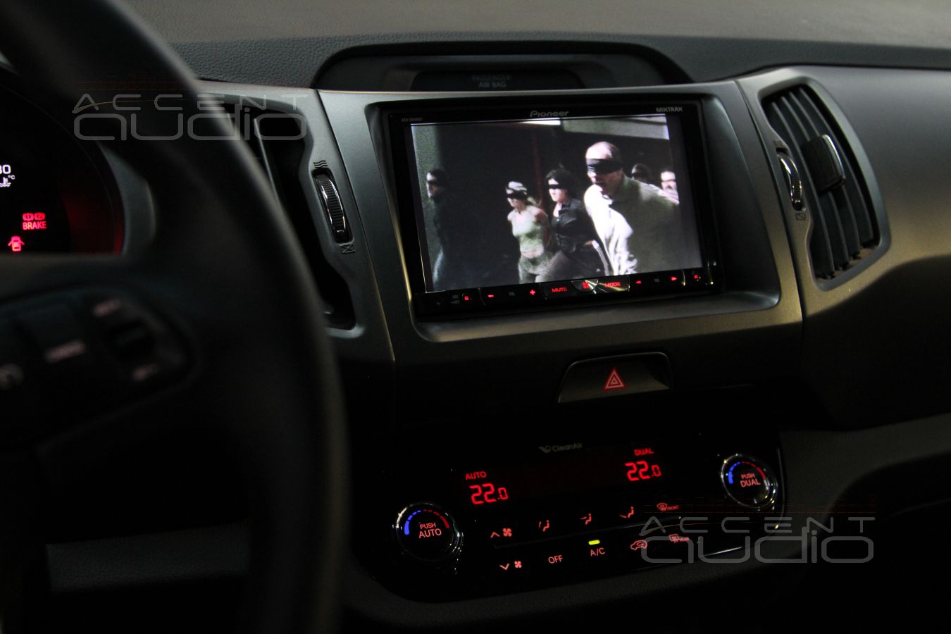 Kia Sportage NEW - полная замена аудиосистемы