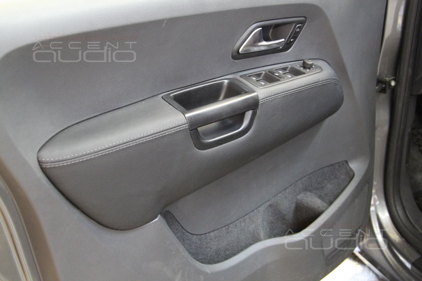 Volkswagen Amarok - доводим до ума: мультимедиа, пошив салона