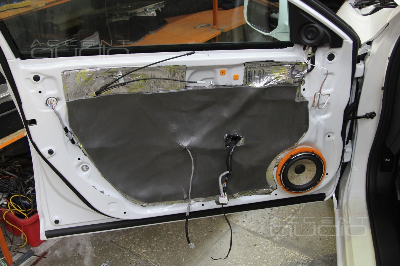 Установка акустики в Honda Accord 9