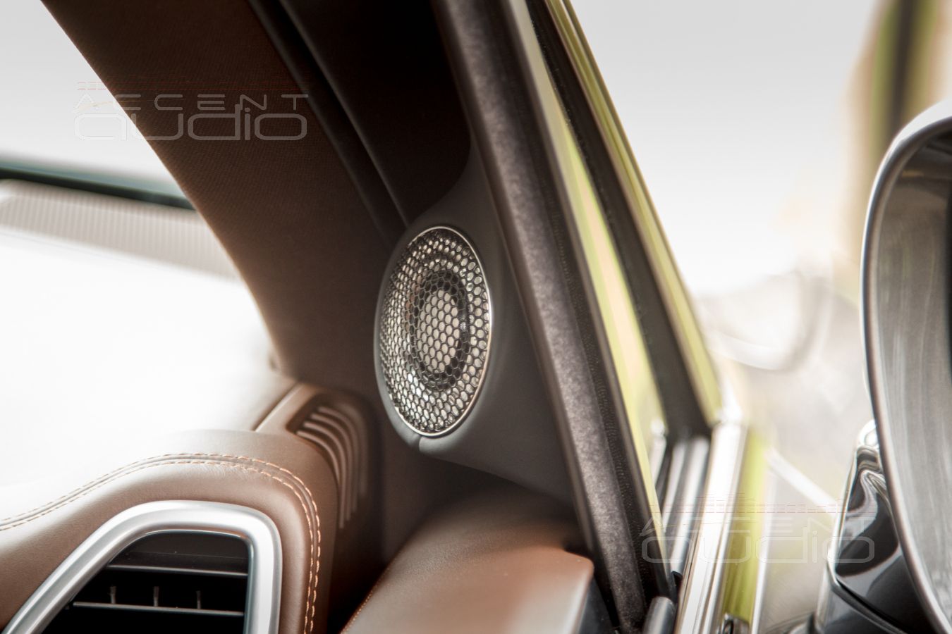 Разборчивость и кристальная чистота: твитеры Brax GL1 в Porsche Cayenne Coupe 2022