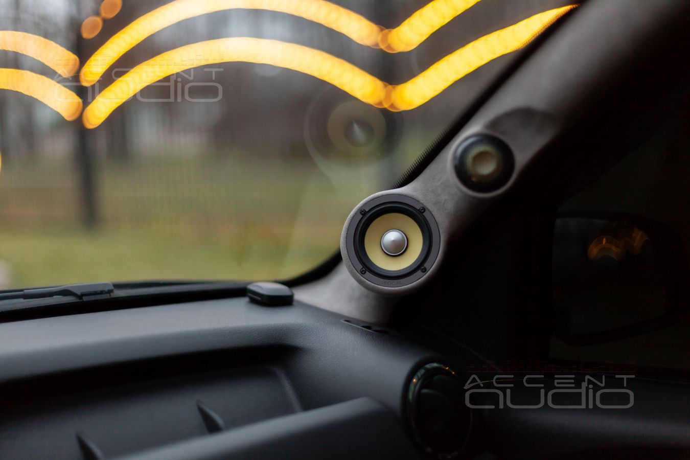 Подиумы для СЧ-ВЧ Focal KX в Renault Duster