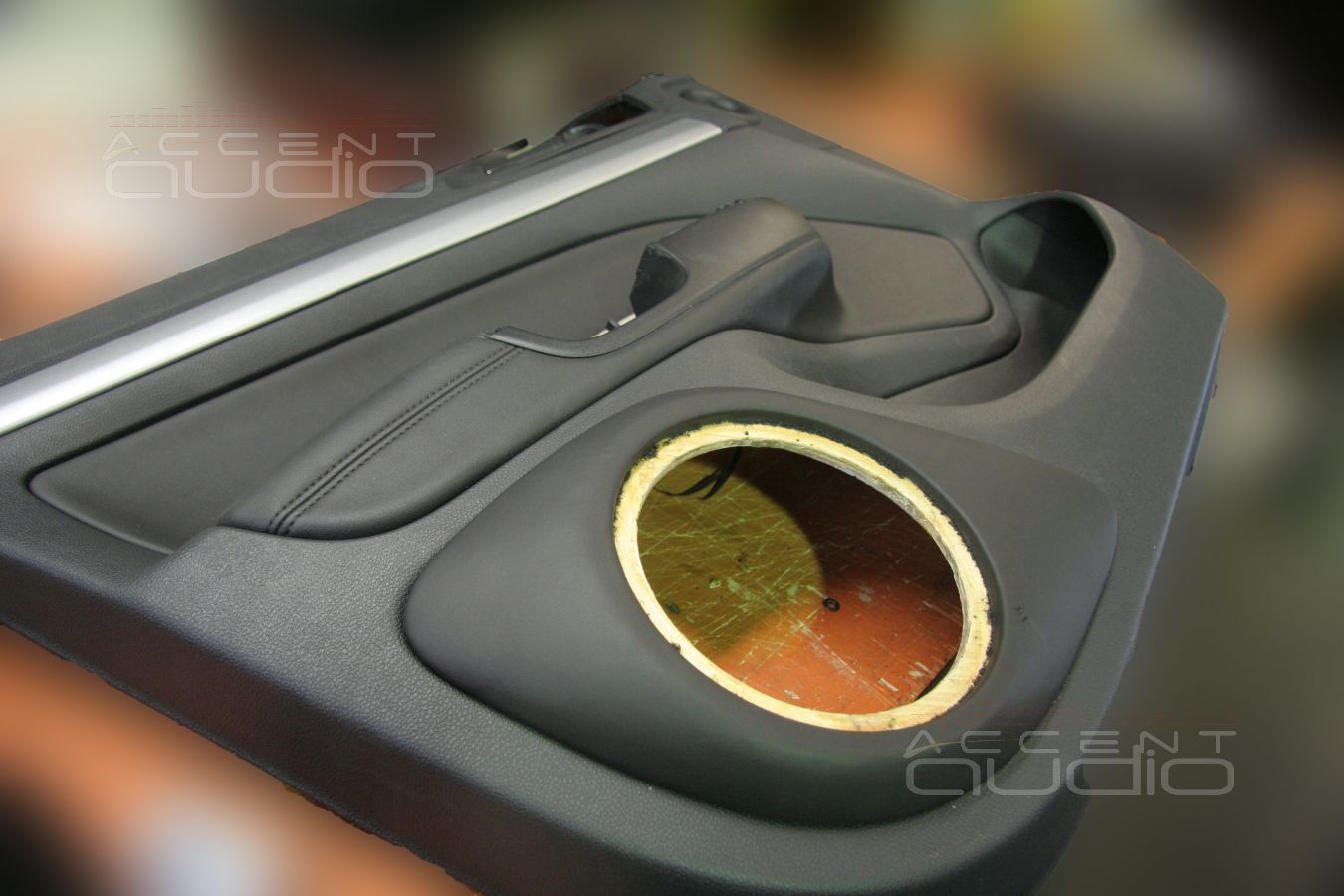 Установка мидбасов Eton A1 в SKODA Octavia RS