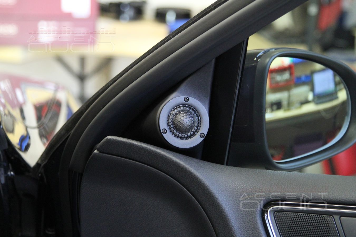 Акустика ScanSpeak в Touareg NF