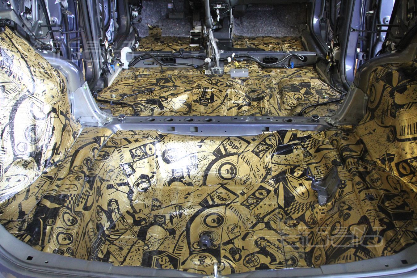 Шумоизоляция Honda CRV