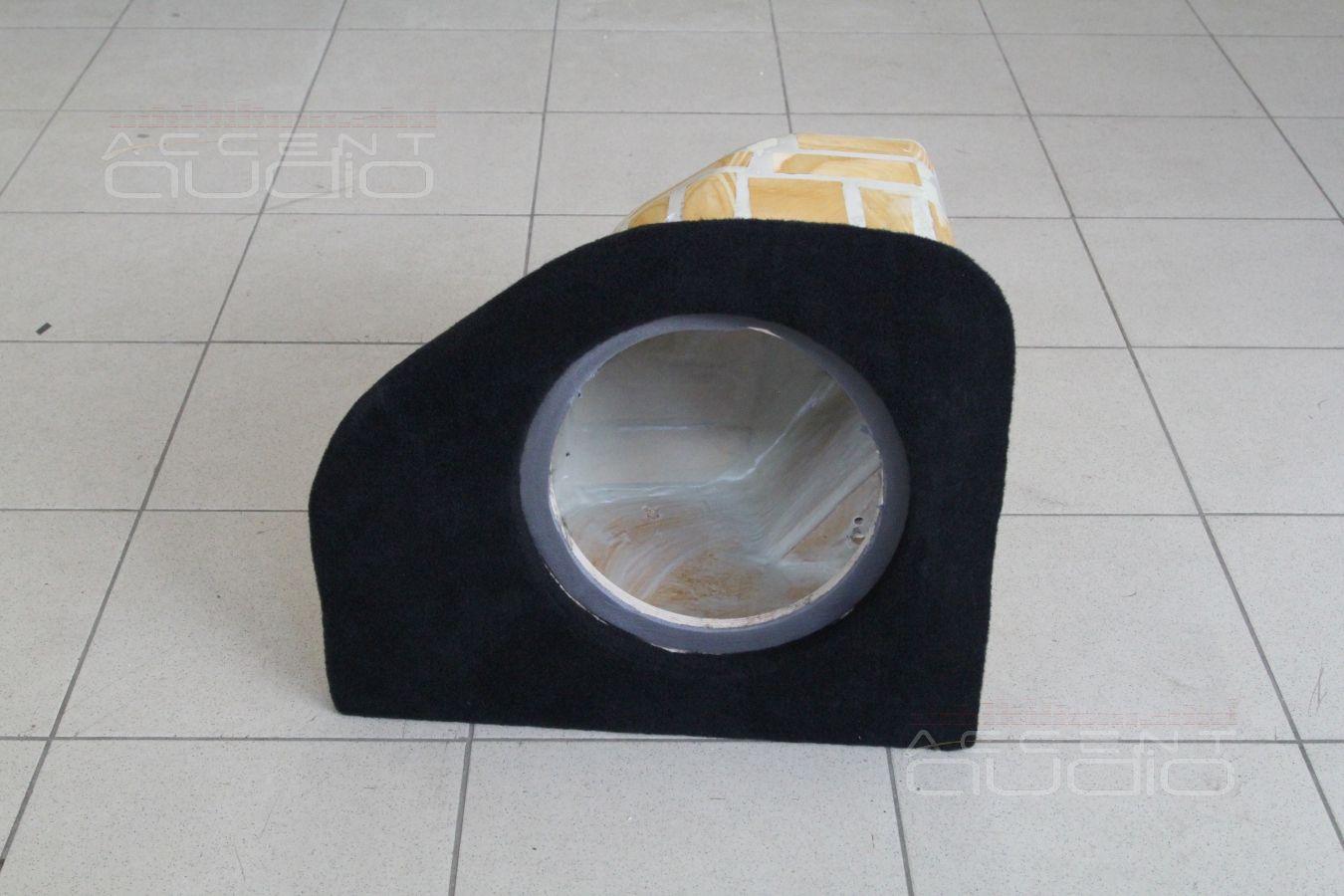 Сабвуфер стелс в Mercedes-Benz GLE Coupe