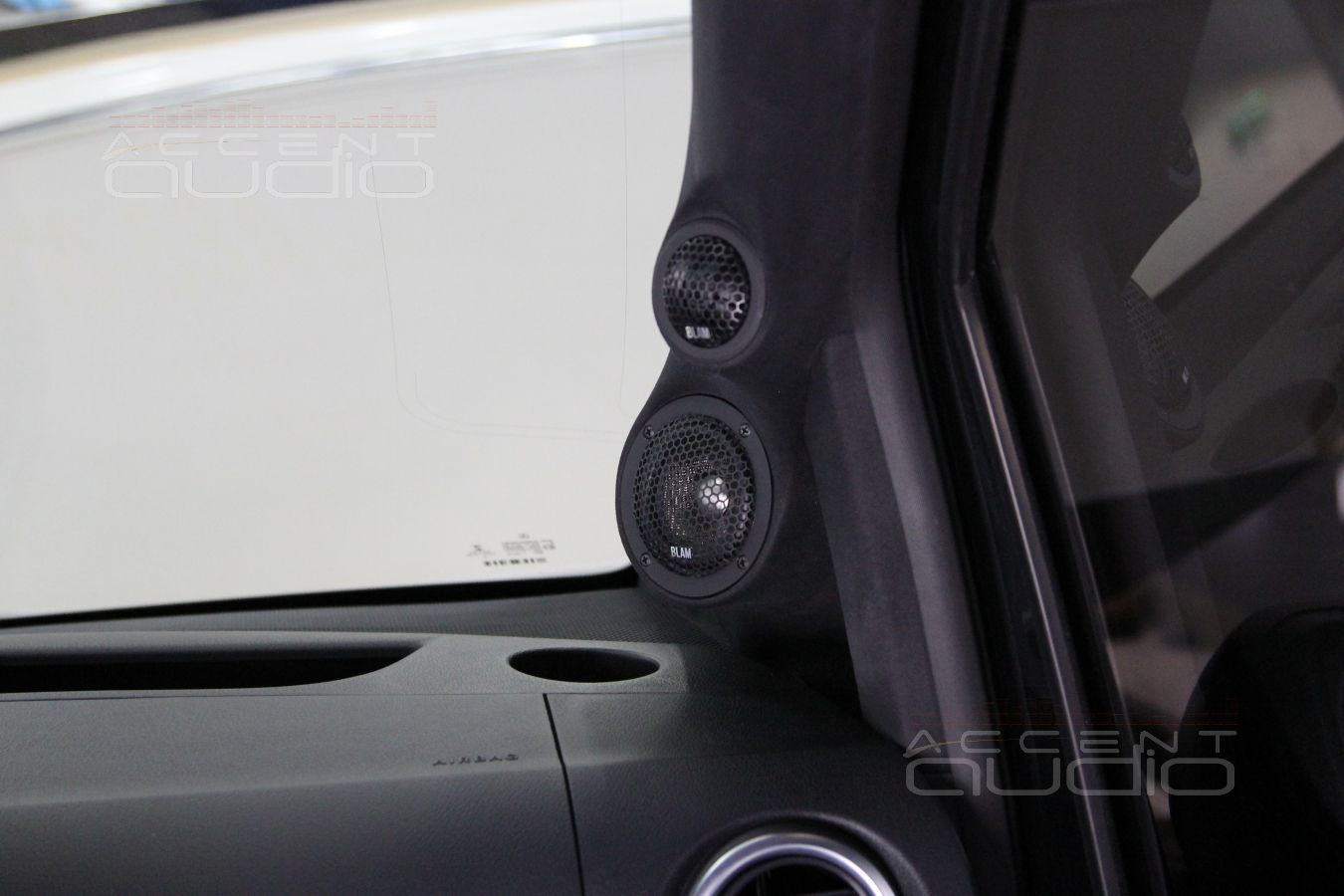 Состав аудиосистемы и установка акустики Blam