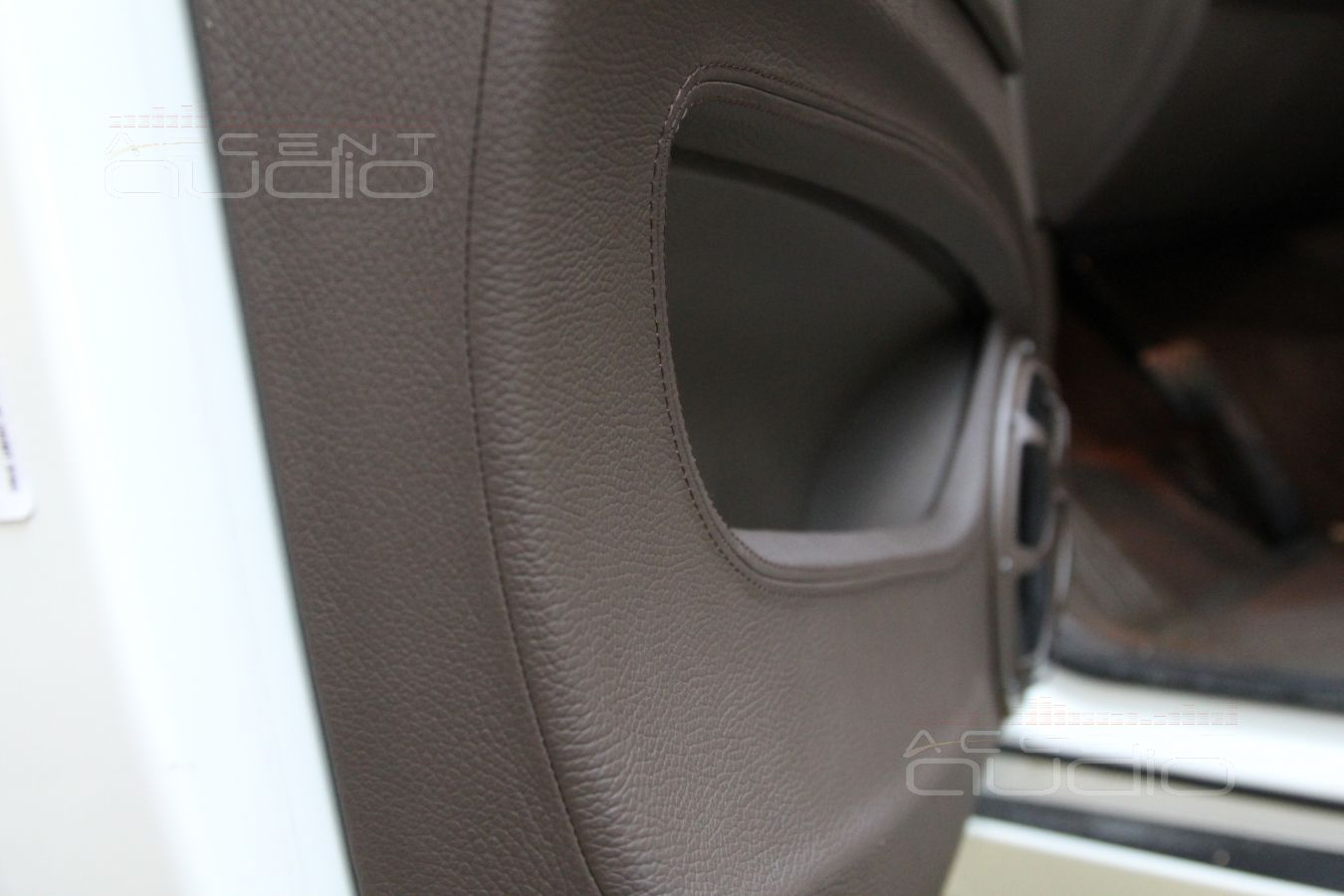 Установка мидбасов Morel в двери BMW X5