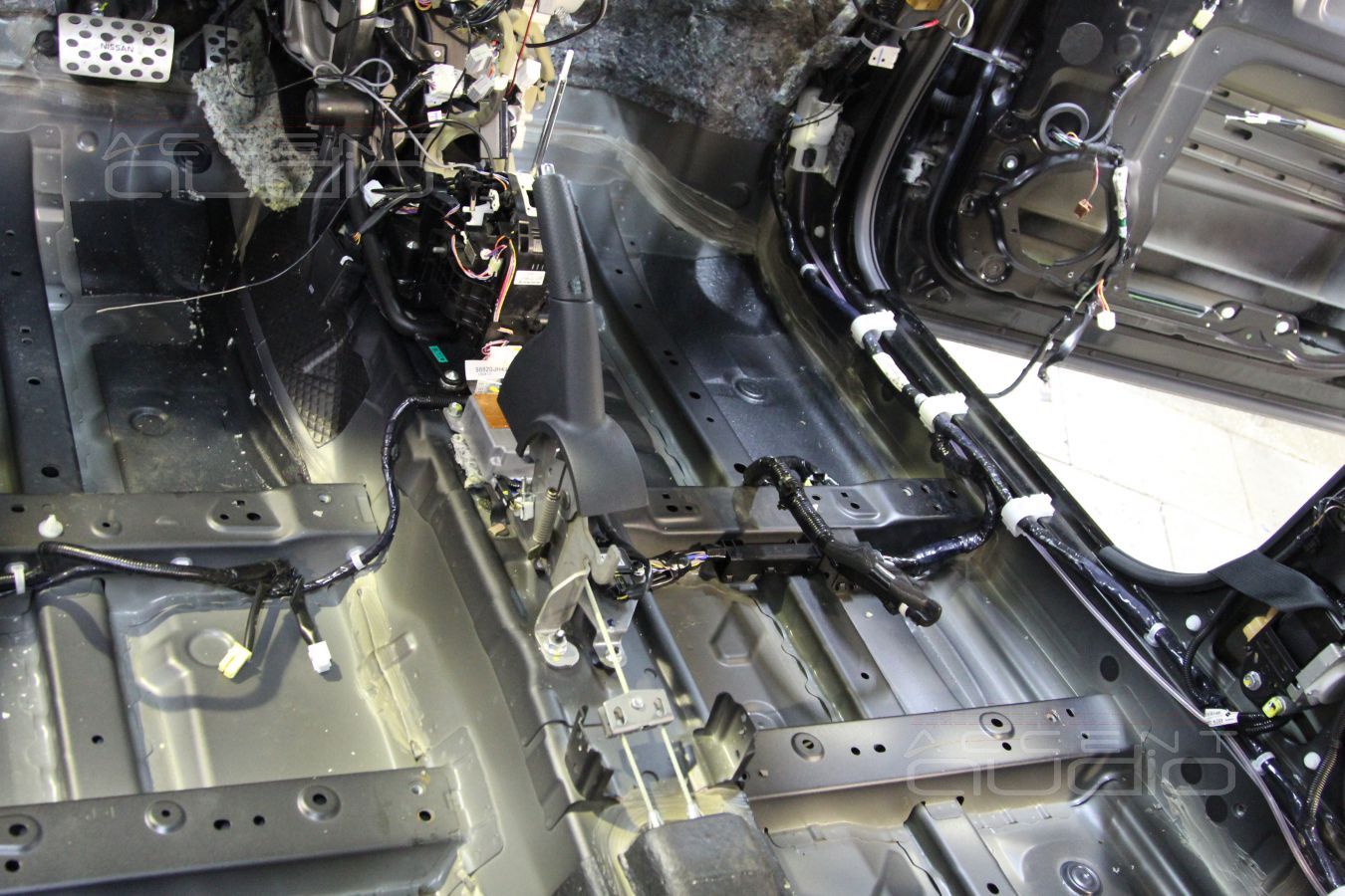 Полная шумоизоляция Nissan X-Trail