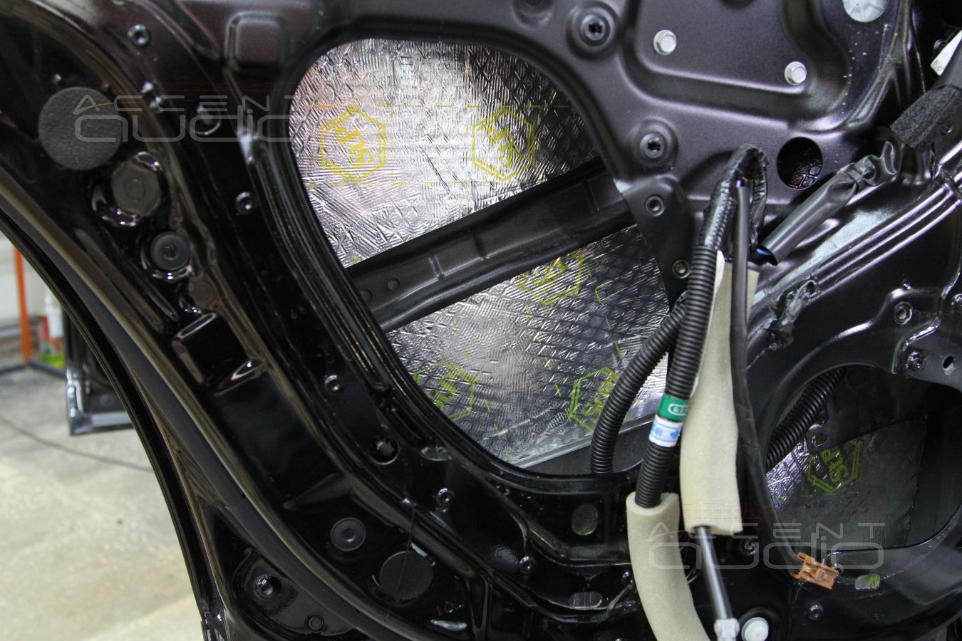 Шумоизоляция Infiniti FX35