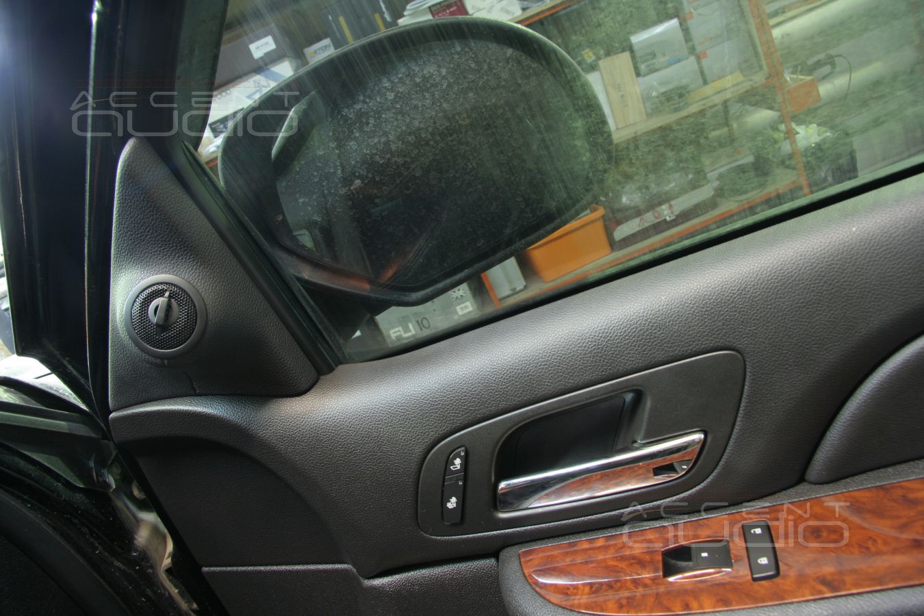 Установка динамиков Boston Acoustics в Chevrolet Tahoe