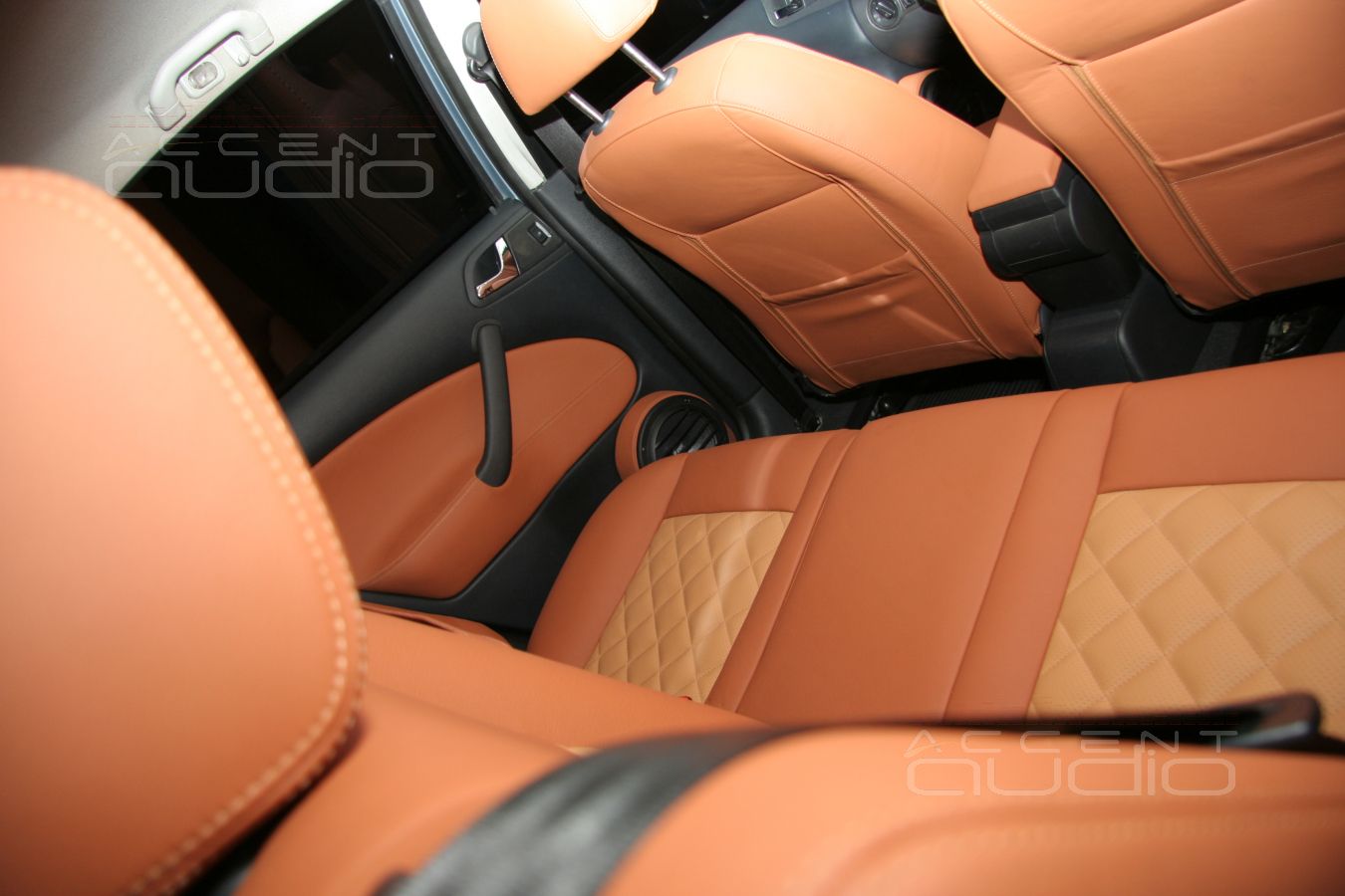 Пошив салона: добавим шкоде тепла