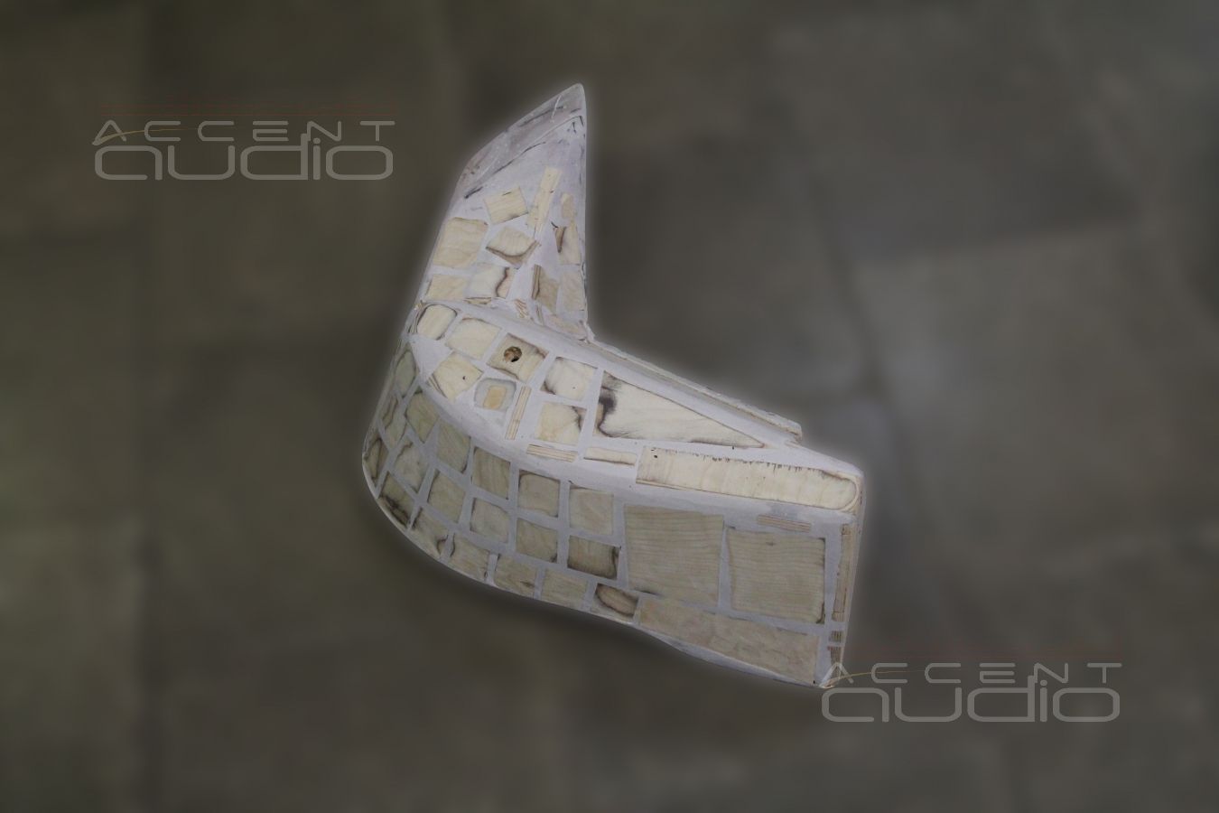 Сабвуфер стелс в Mаzda CX5