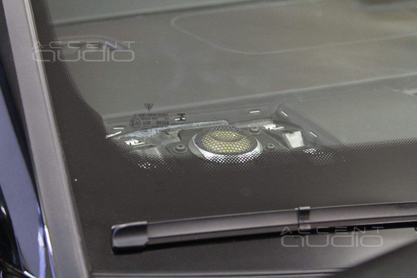 Установка твитеров Focal TKMX (TWVE1026) 